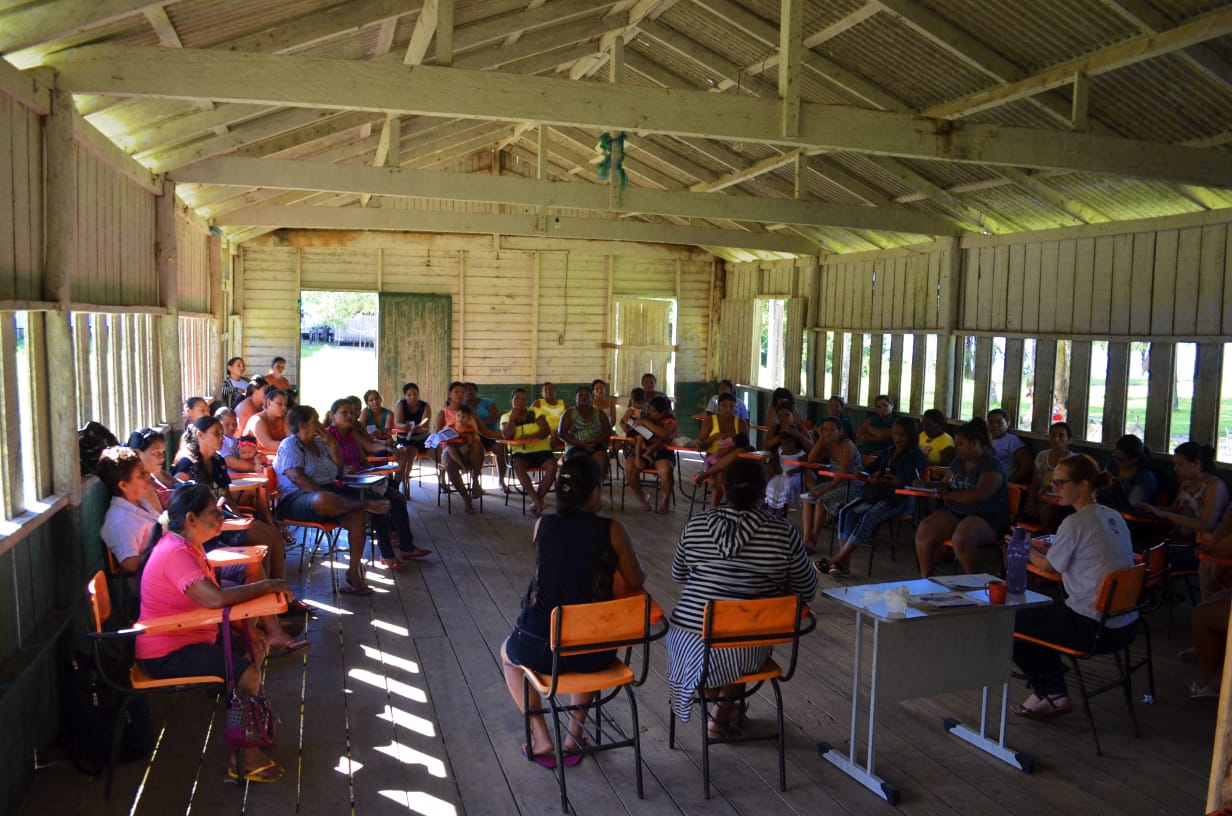 Reunião de articulação da Feira Agroecológica das Mulheres da Flona. Reunião de articulação da Feira Agroecológica das Mulheres da Flona.